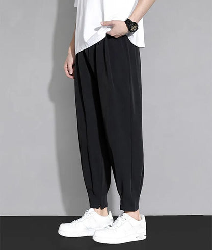 Relaxed Tapered Trouser, Men's Trousers